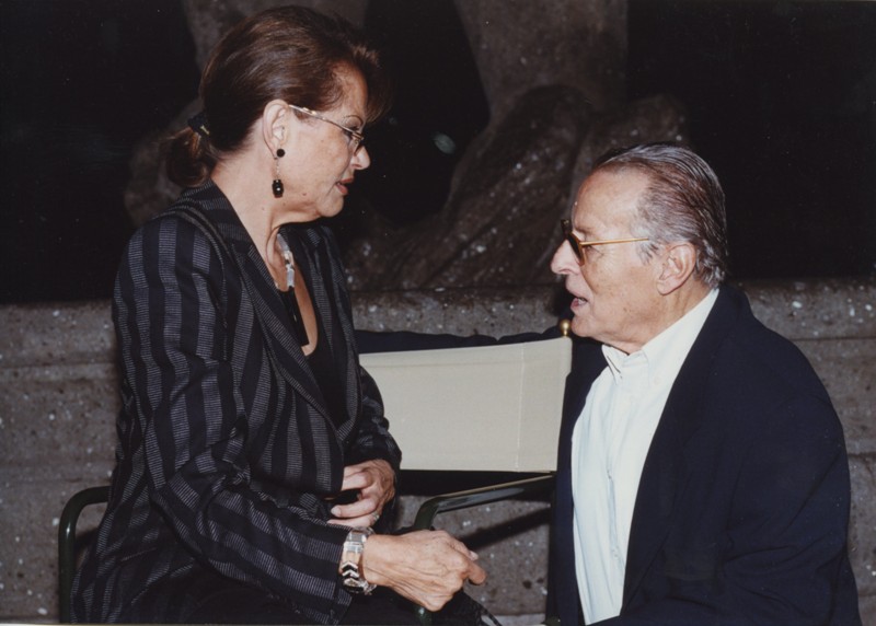 Claudia Cardinale e Piero Tosi, Inaugurazione mostra Gattopardo, 12.10.2001